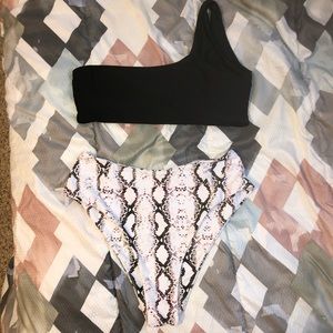 Swim Suit (2 items)